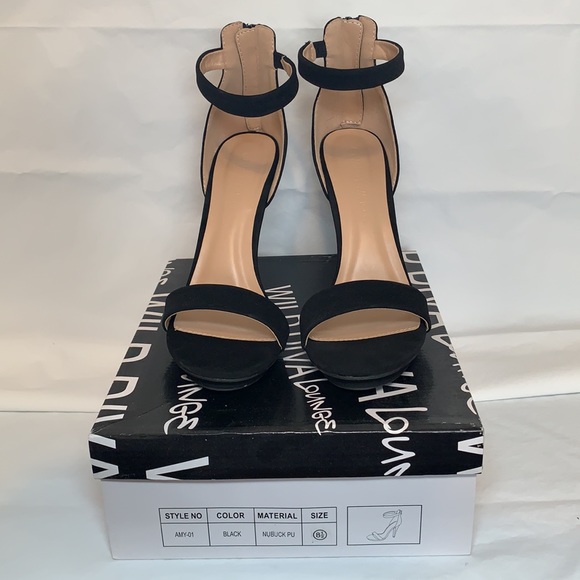 Windsor brand black stiletto with zipper. Never worn with box. - Picture 4 of 5